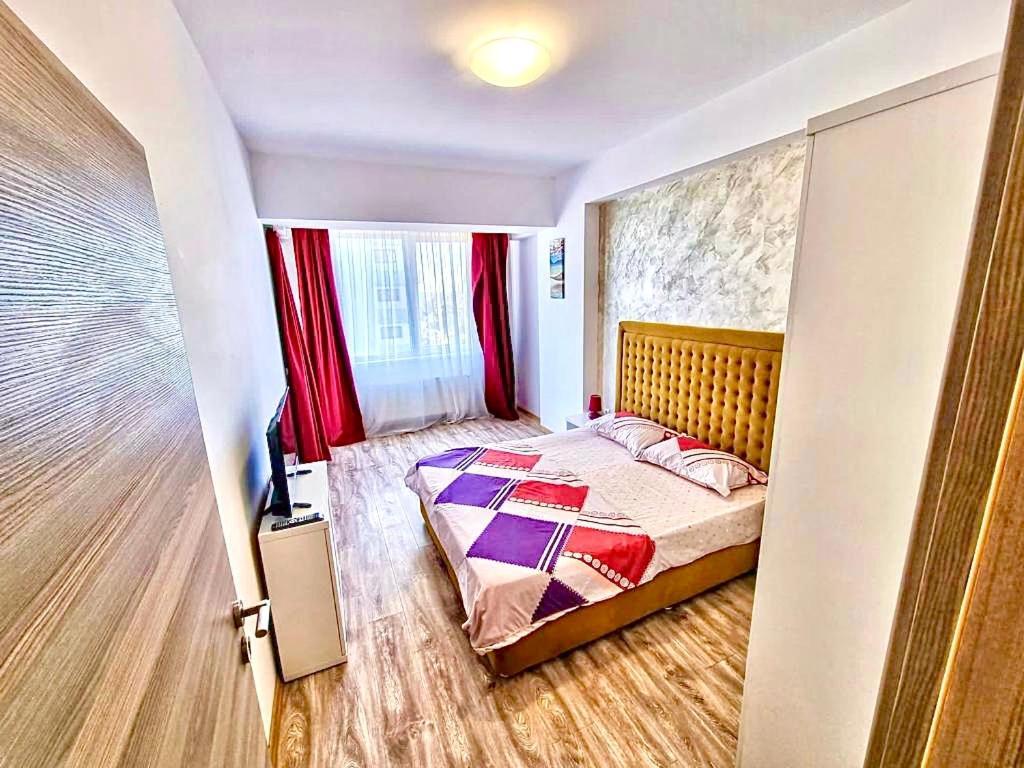 Marcony Boutique Apartments Mamaia Exterior photo